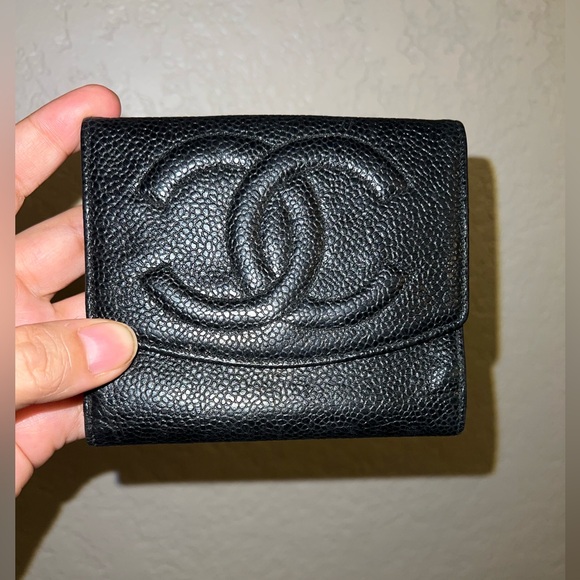 Chanel Wallet π©·πΊπ₯ - Picture 1 of 7